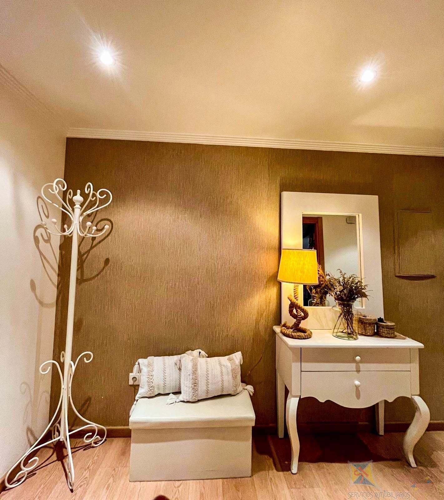 For sale of flat in Jaén