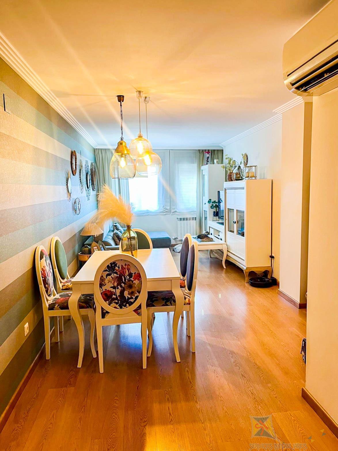 For sale of flat in Jaén