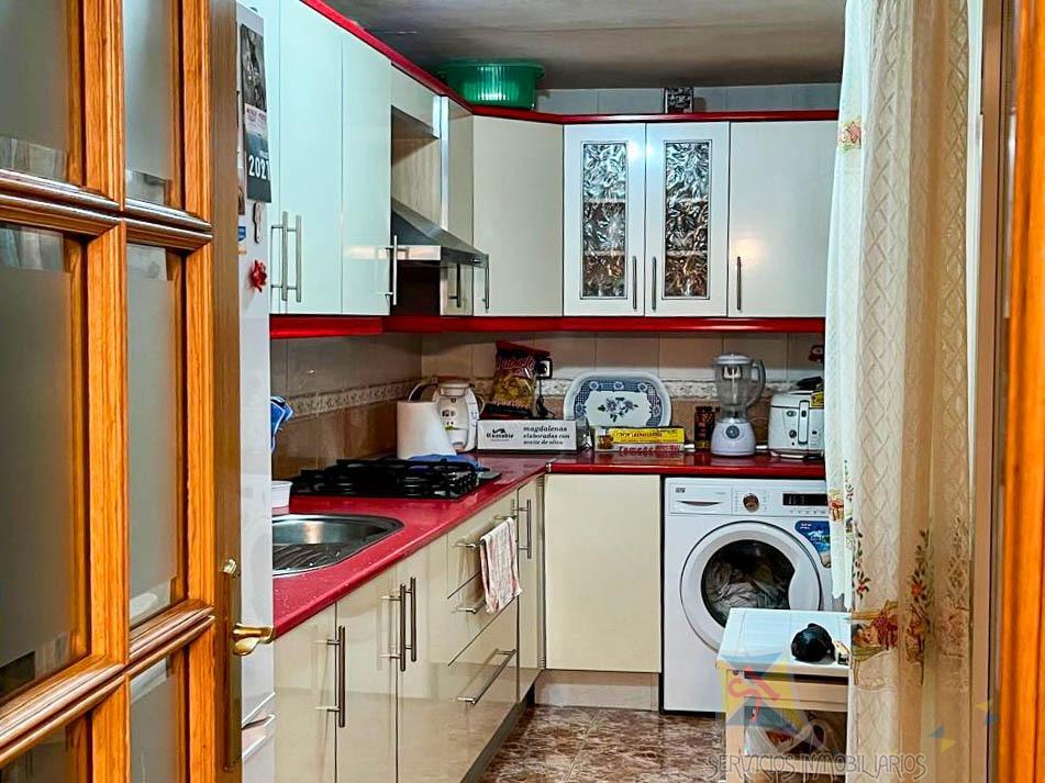 For sale of house in Jaén