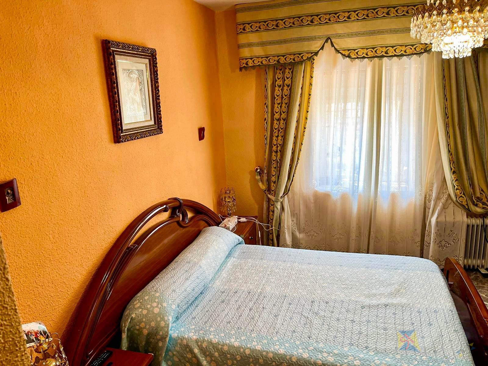 For sale of house in Jaén