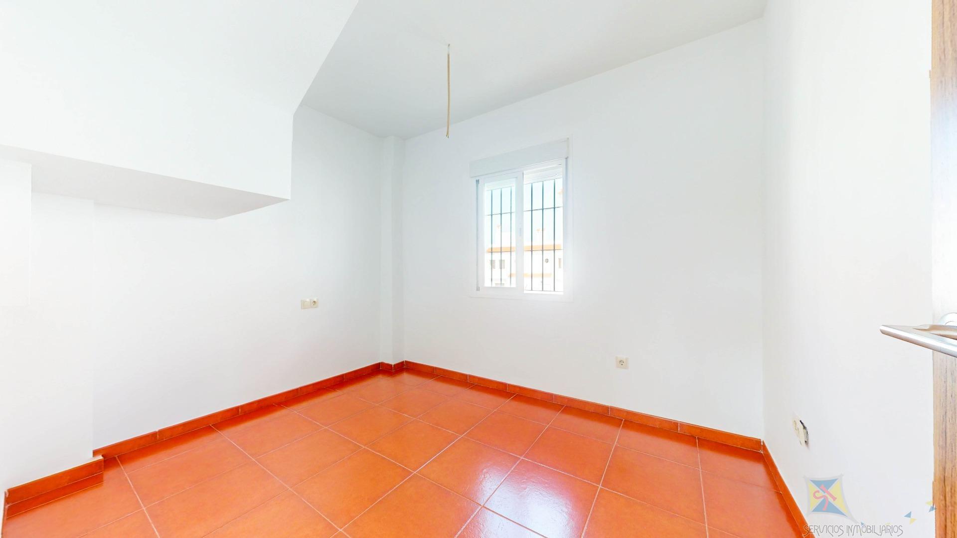 For sale of house in Campillos