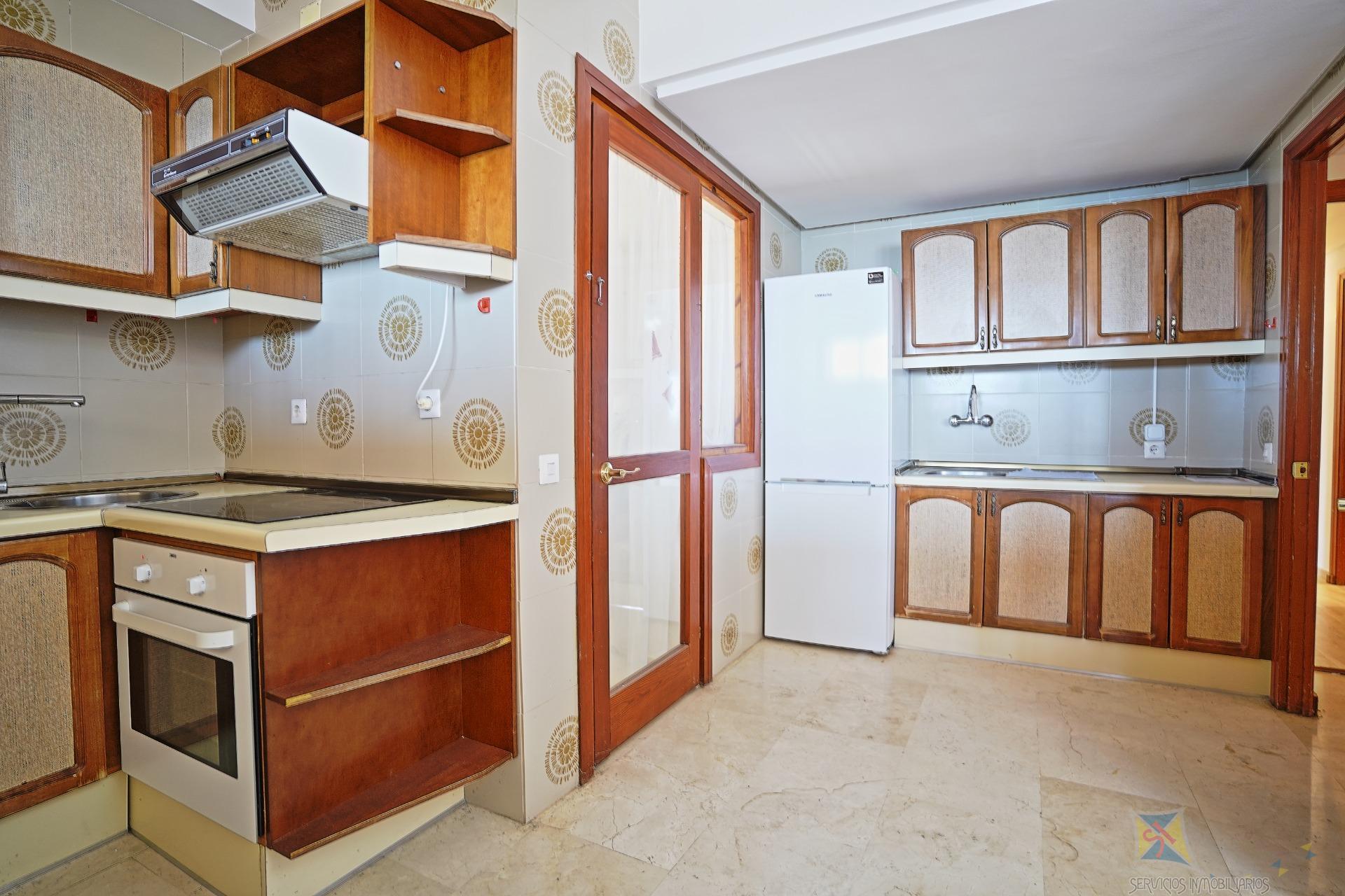 For sale of flat in Benalmádena
