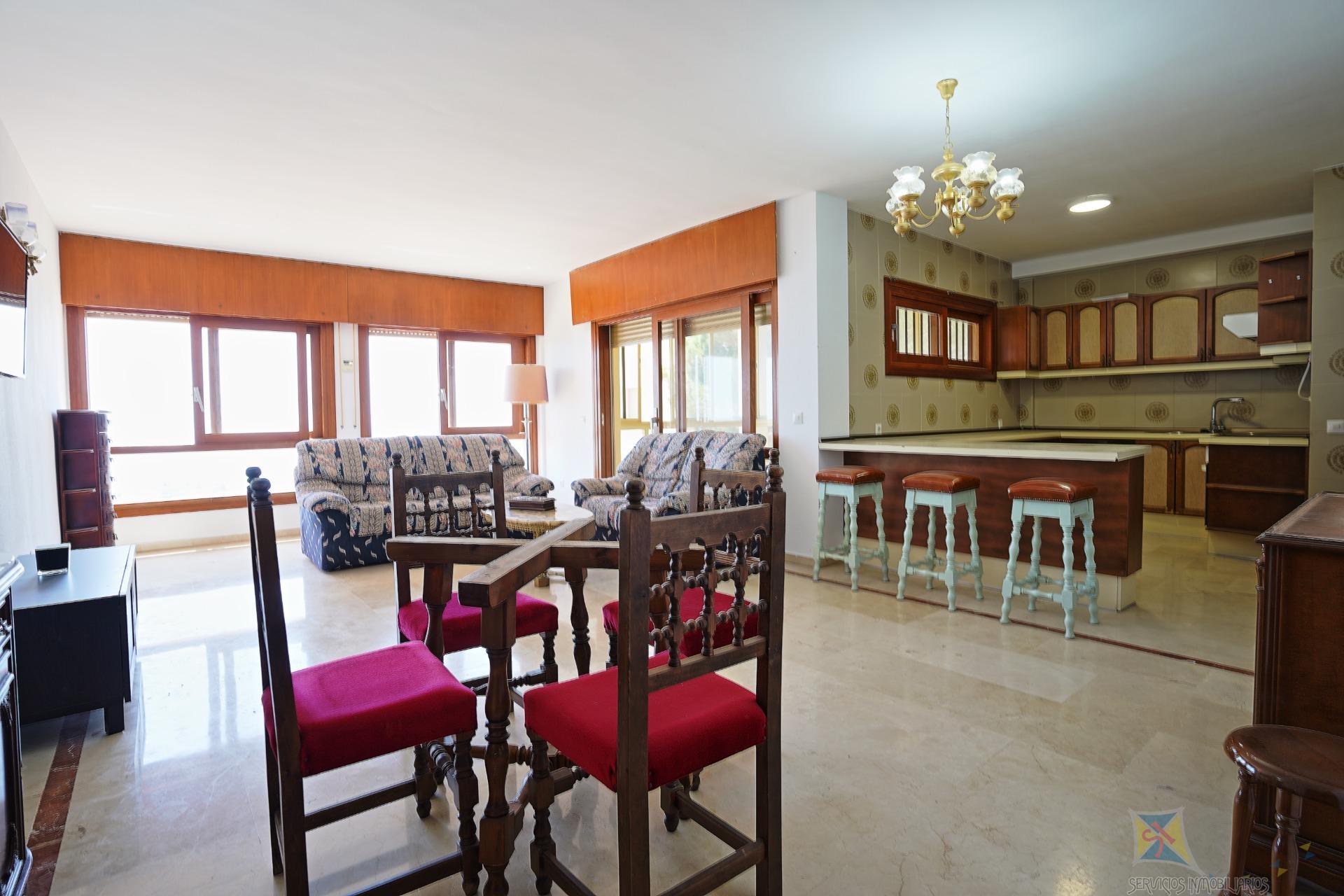 For sale of flat in Benalmádena