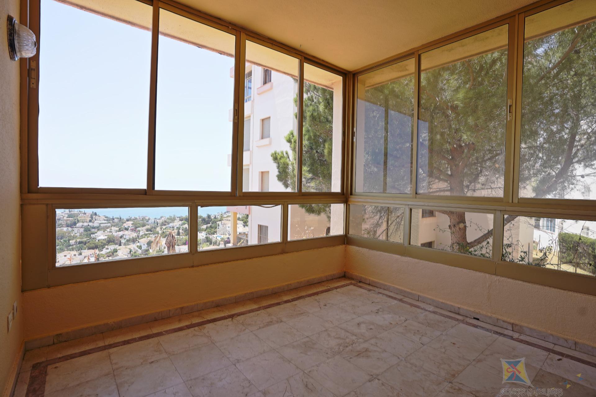 For sale of flat in Benalmádena