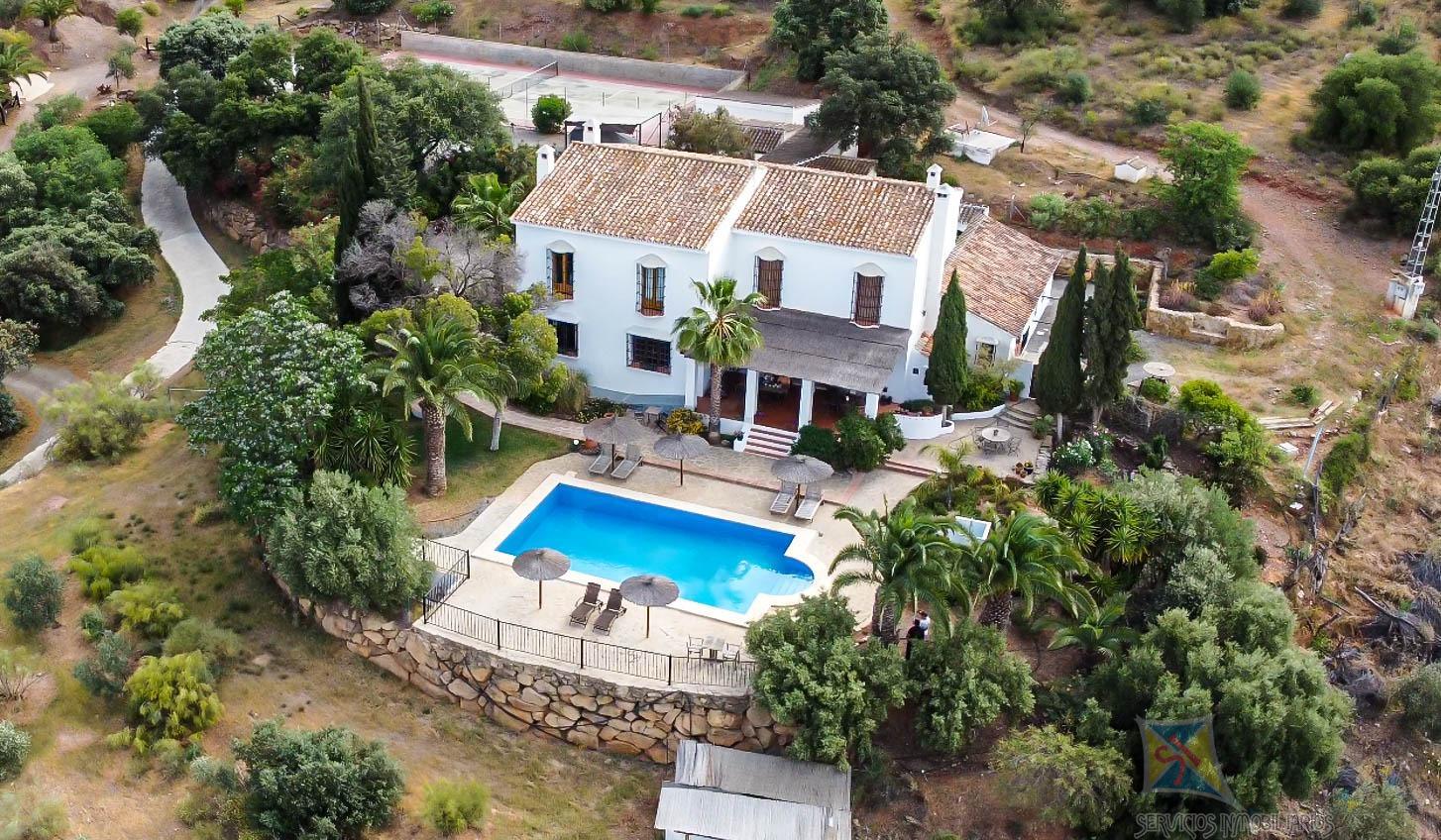 Venta de casa en alora