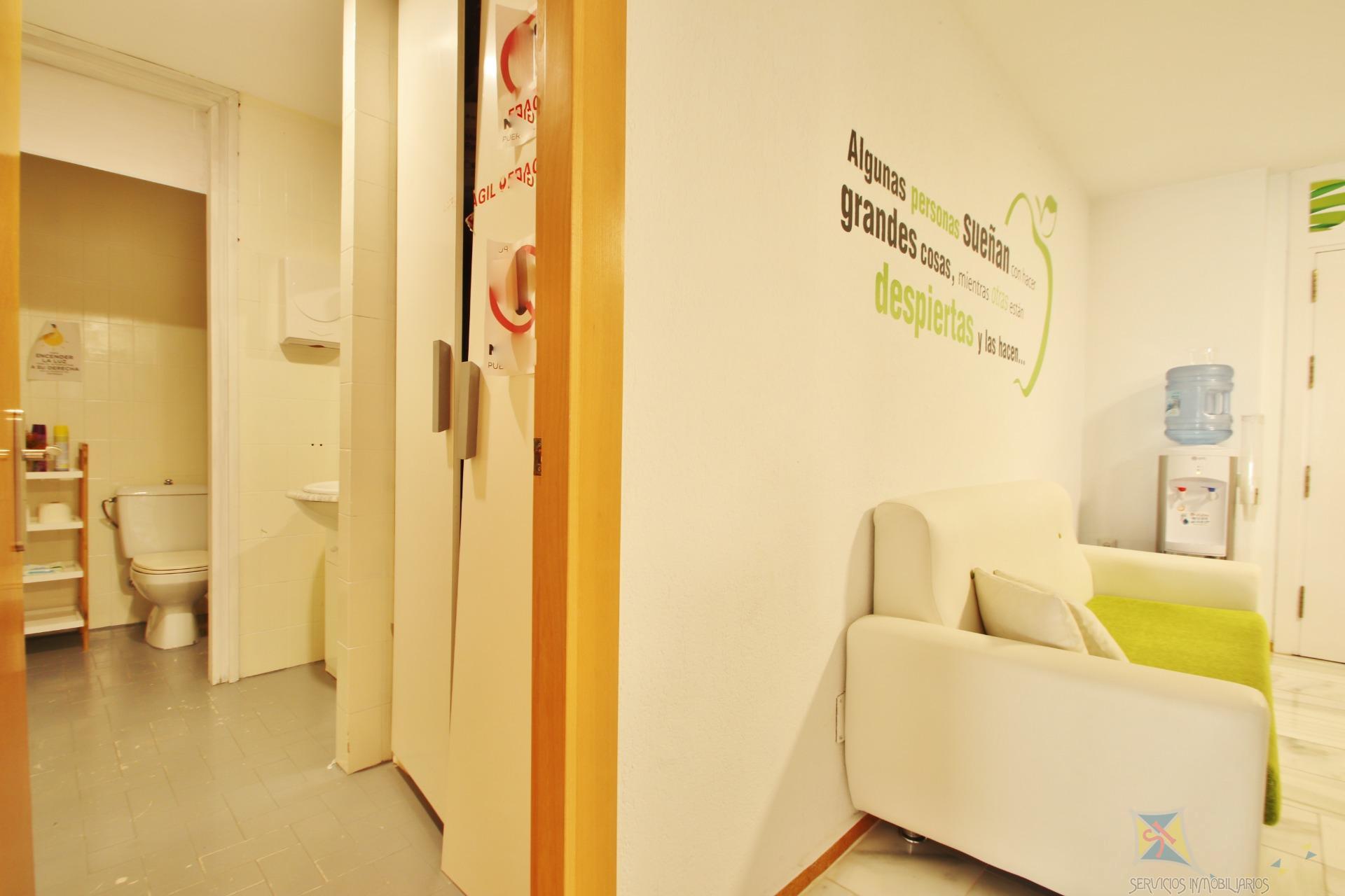 Venta de oficina en Almería