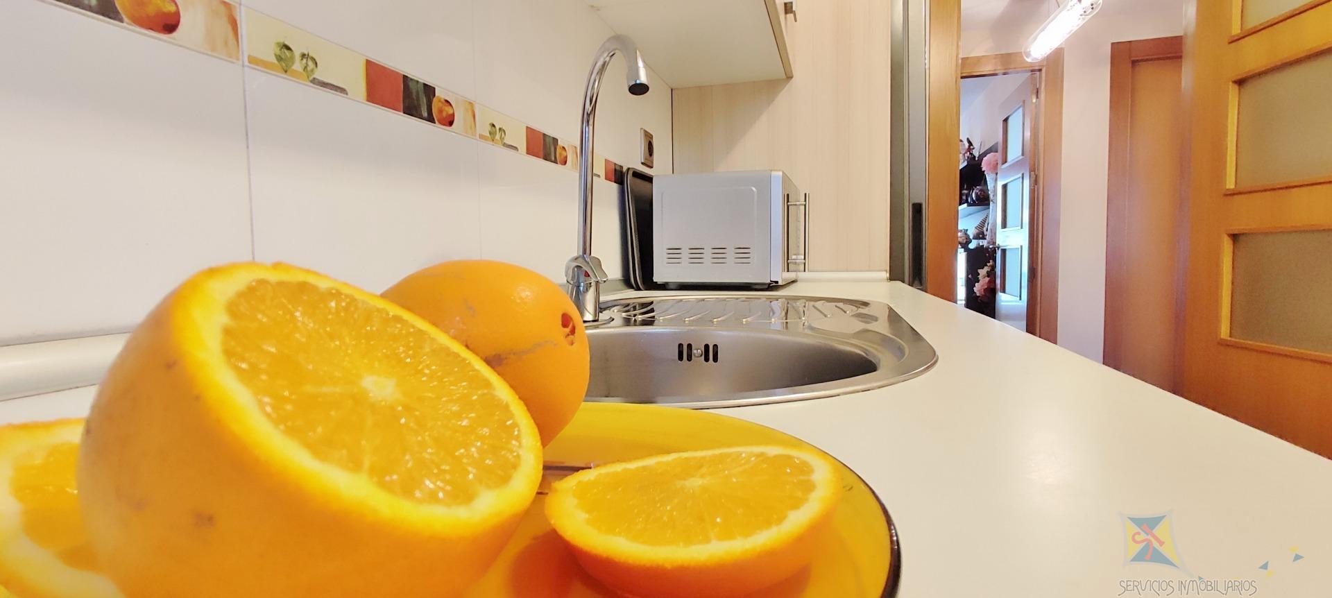 For sale of flat in Almería