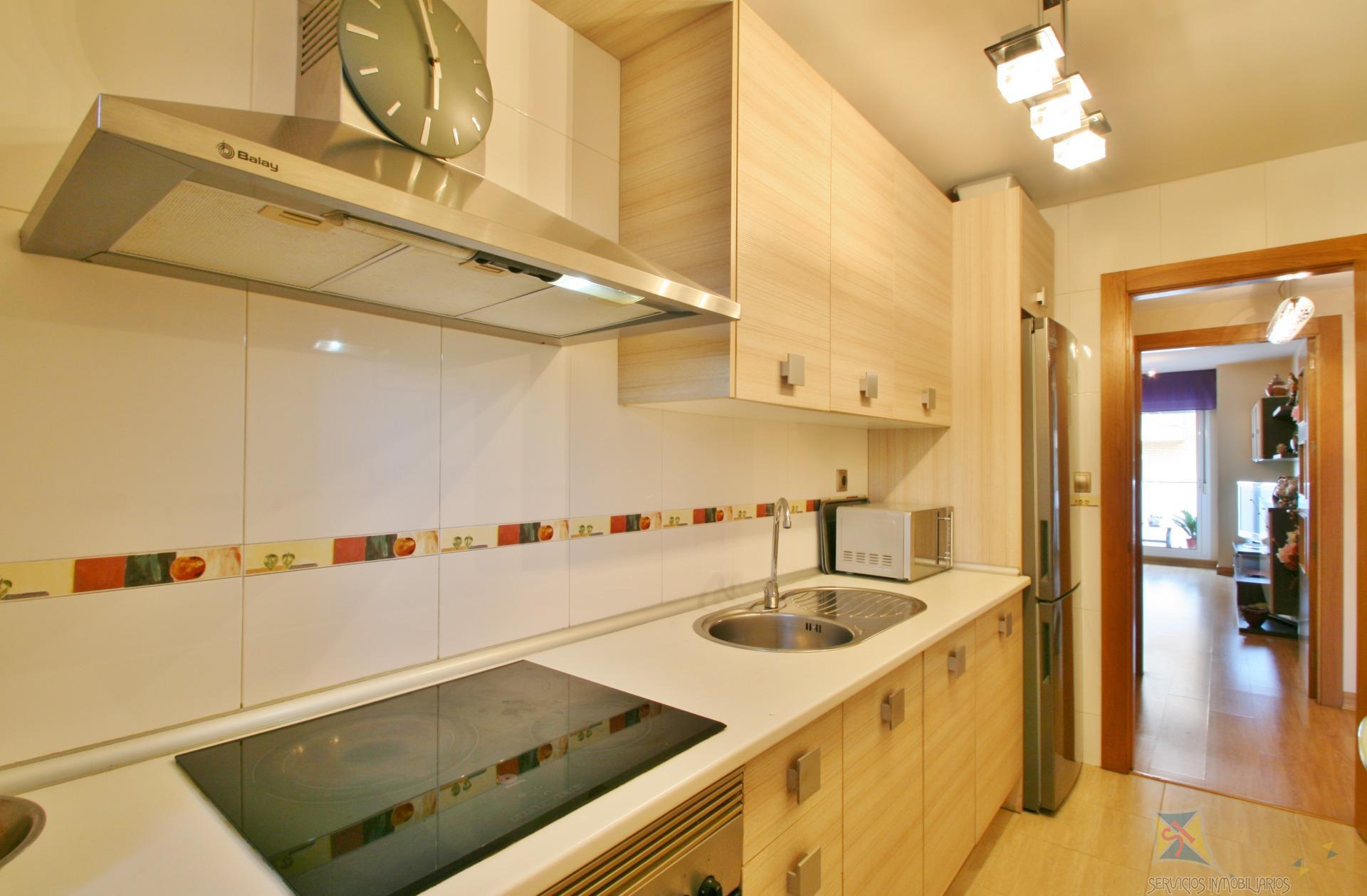 For sale of flat in Almería
