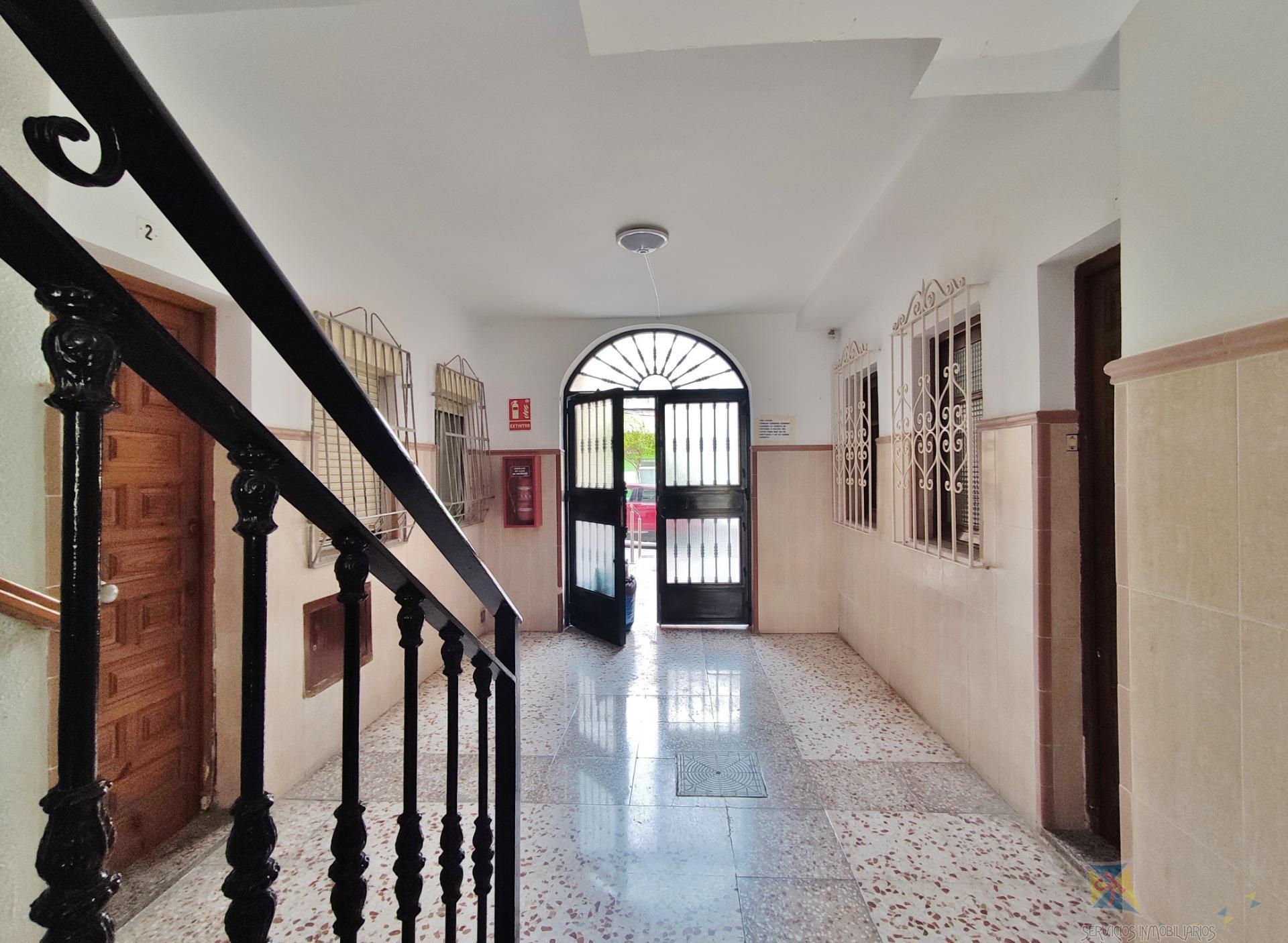 For sale of flat in Almería