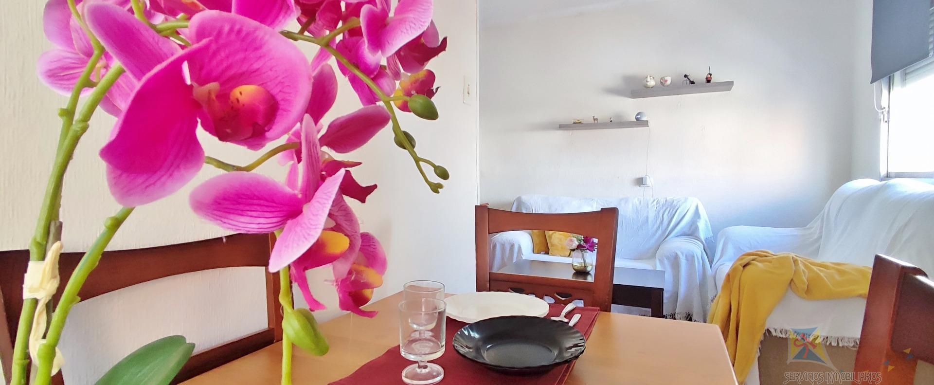 For sale of flat in Almería