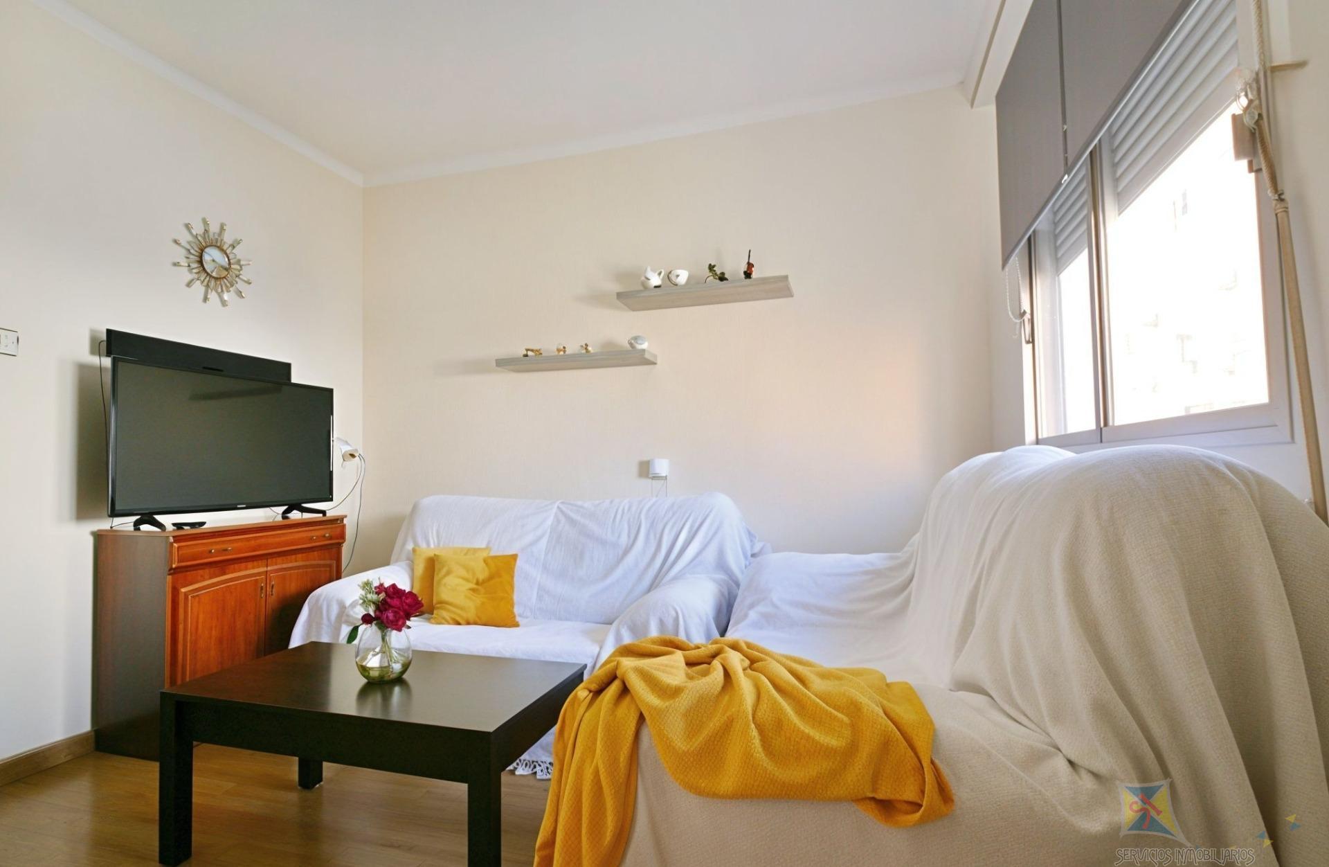 For sale of flat in Almería
