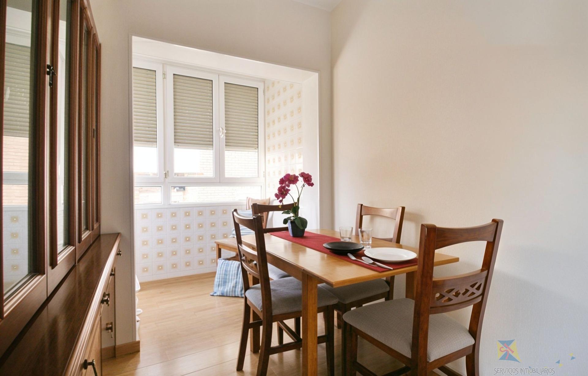 For sale of flat in Almería
