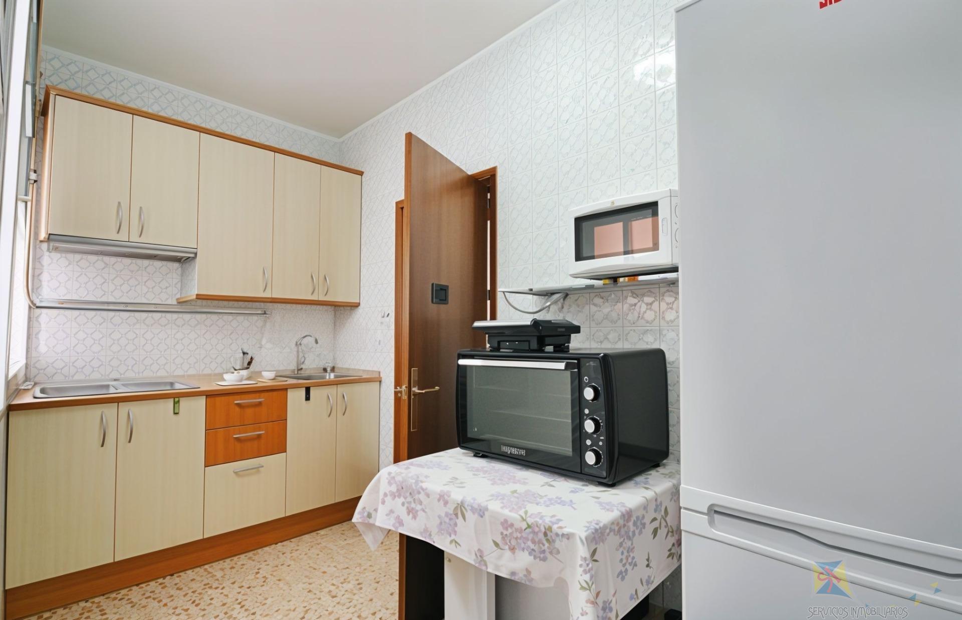 For sale of flat in Almería
