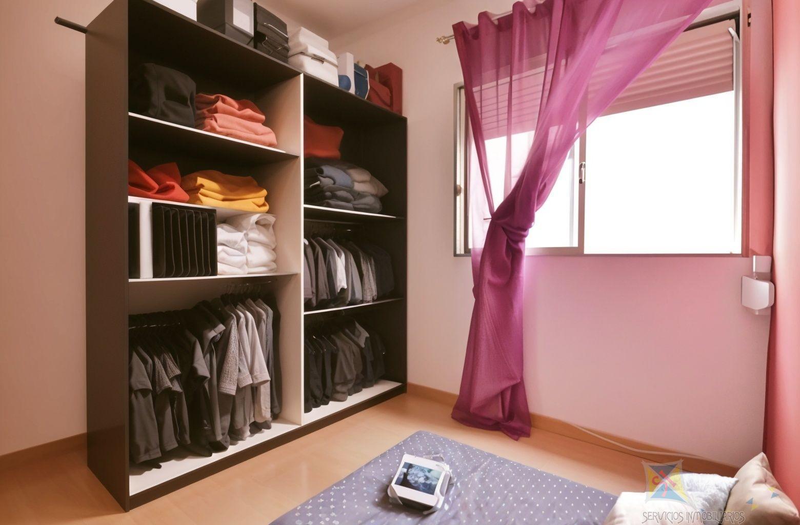 For sale of flat in Almería
