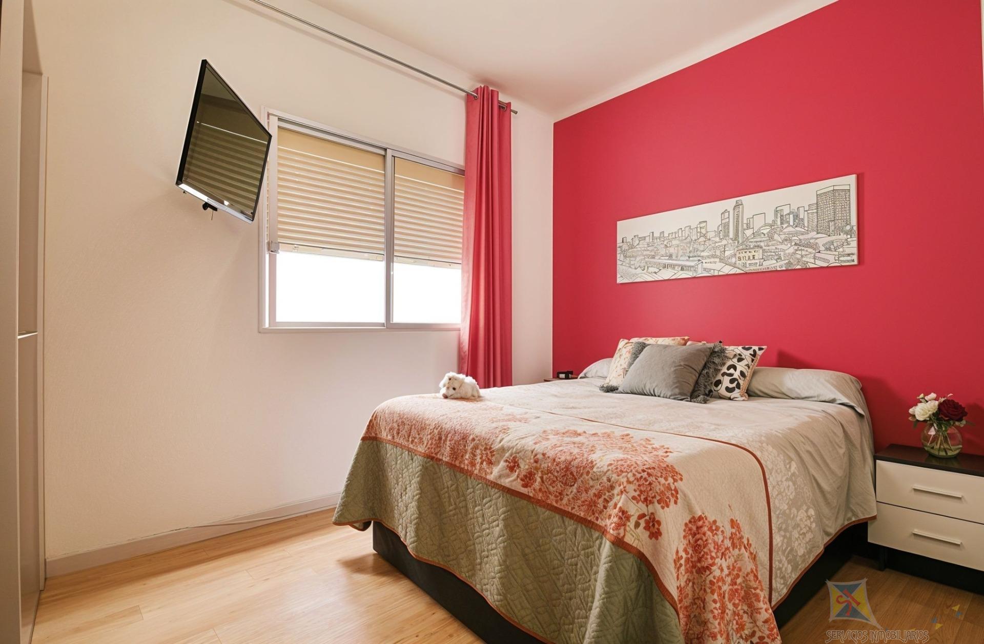 For sale of flat in Almería