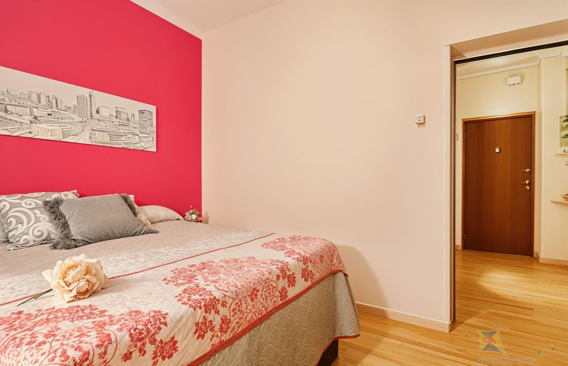 For sale of flat in Almería