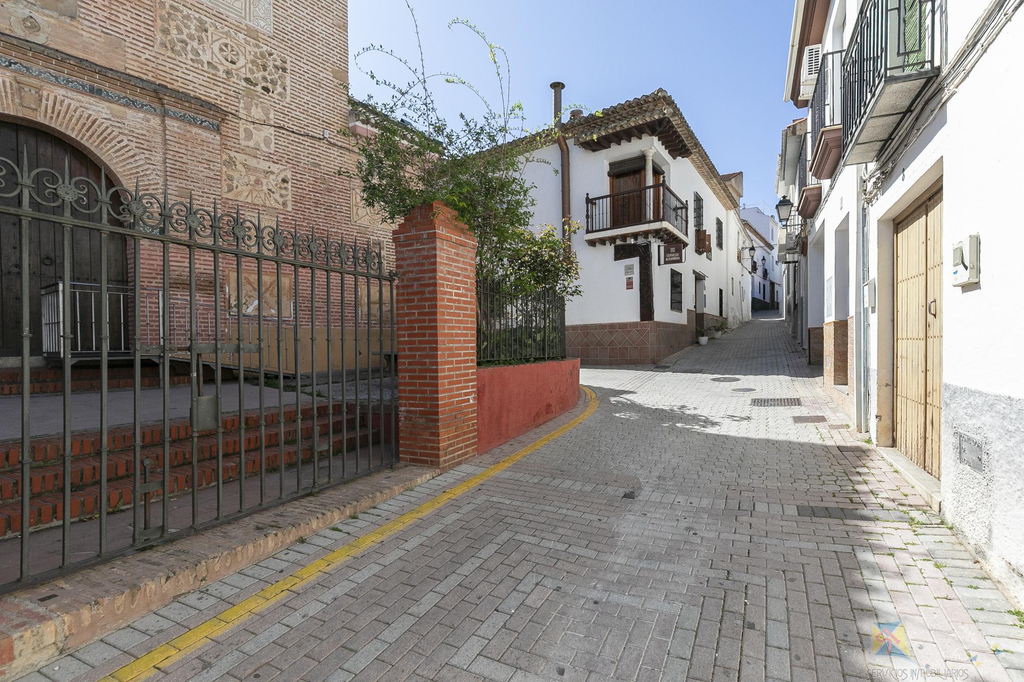 For sale of house in Dilar