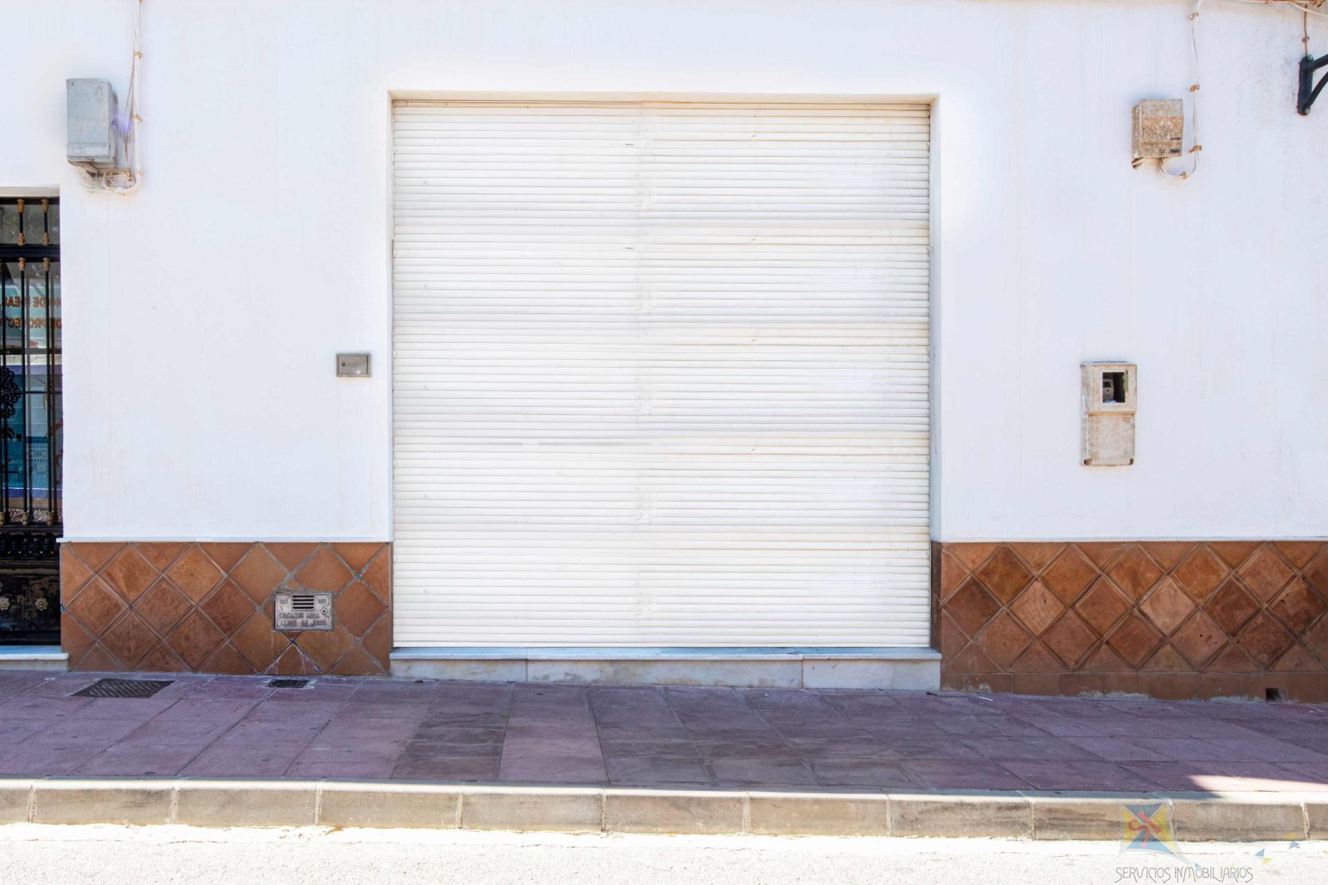 Venta de local comercial en Ronda