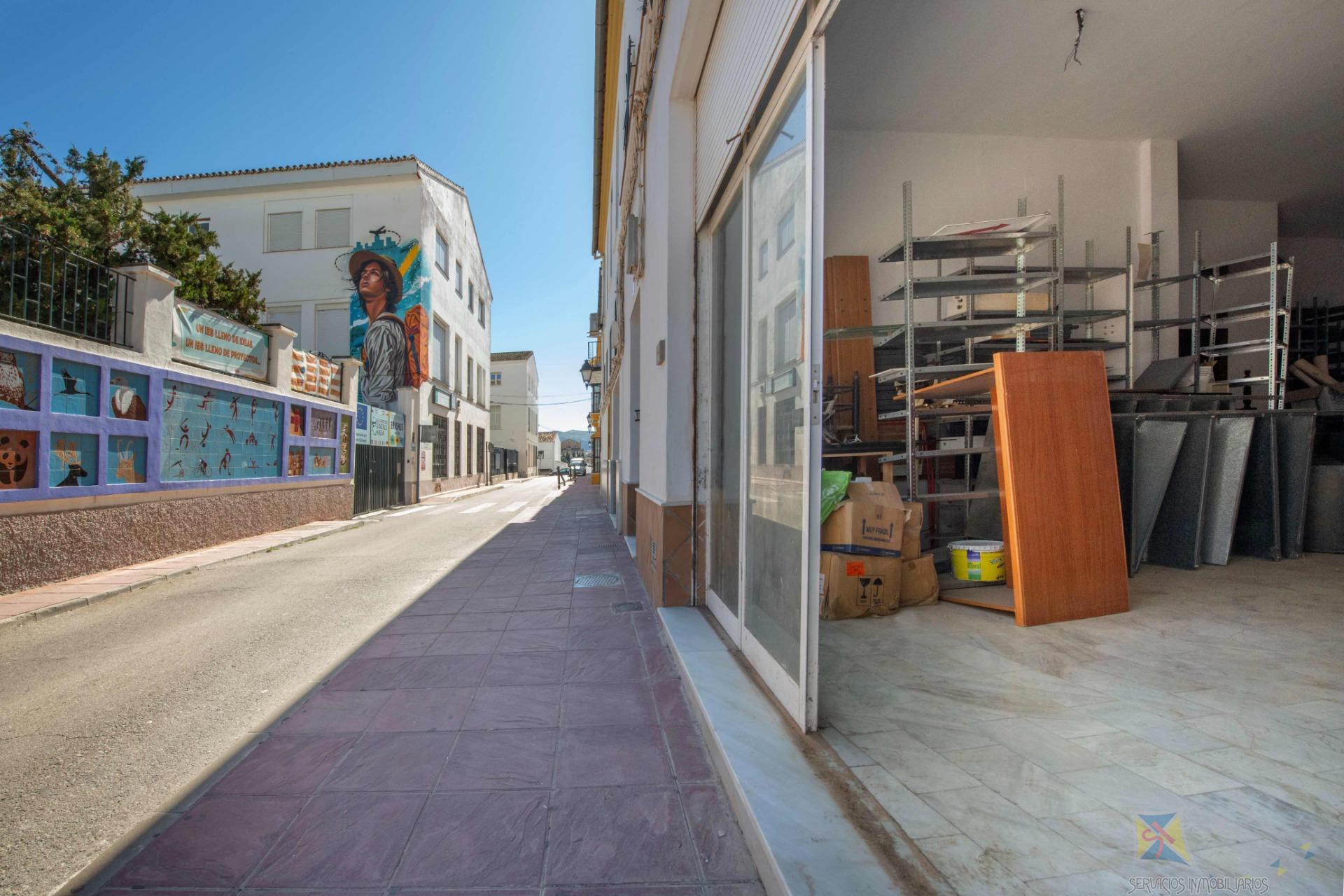 Venta de local comercial en Ronda