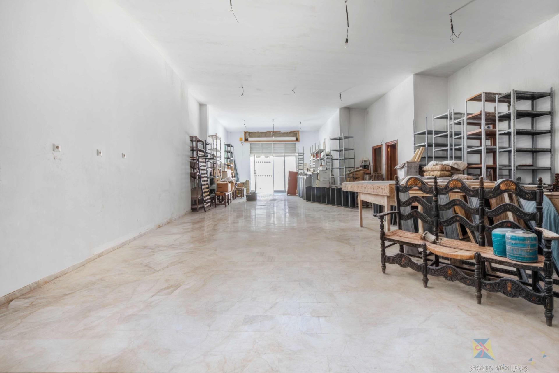 Venta de local comercial en Ronda