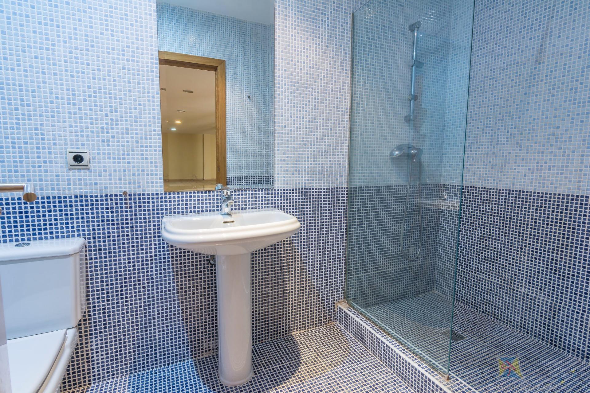 Venta de piso en Estepona