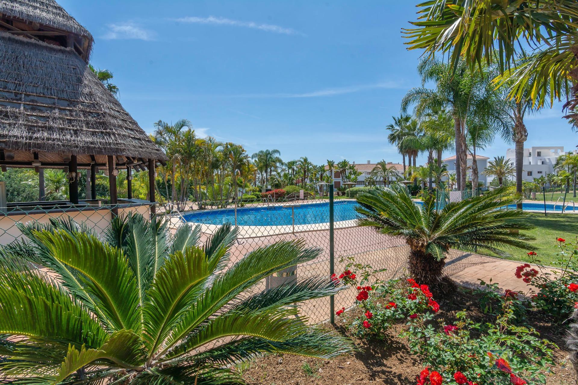 Venta de piso en Estepona