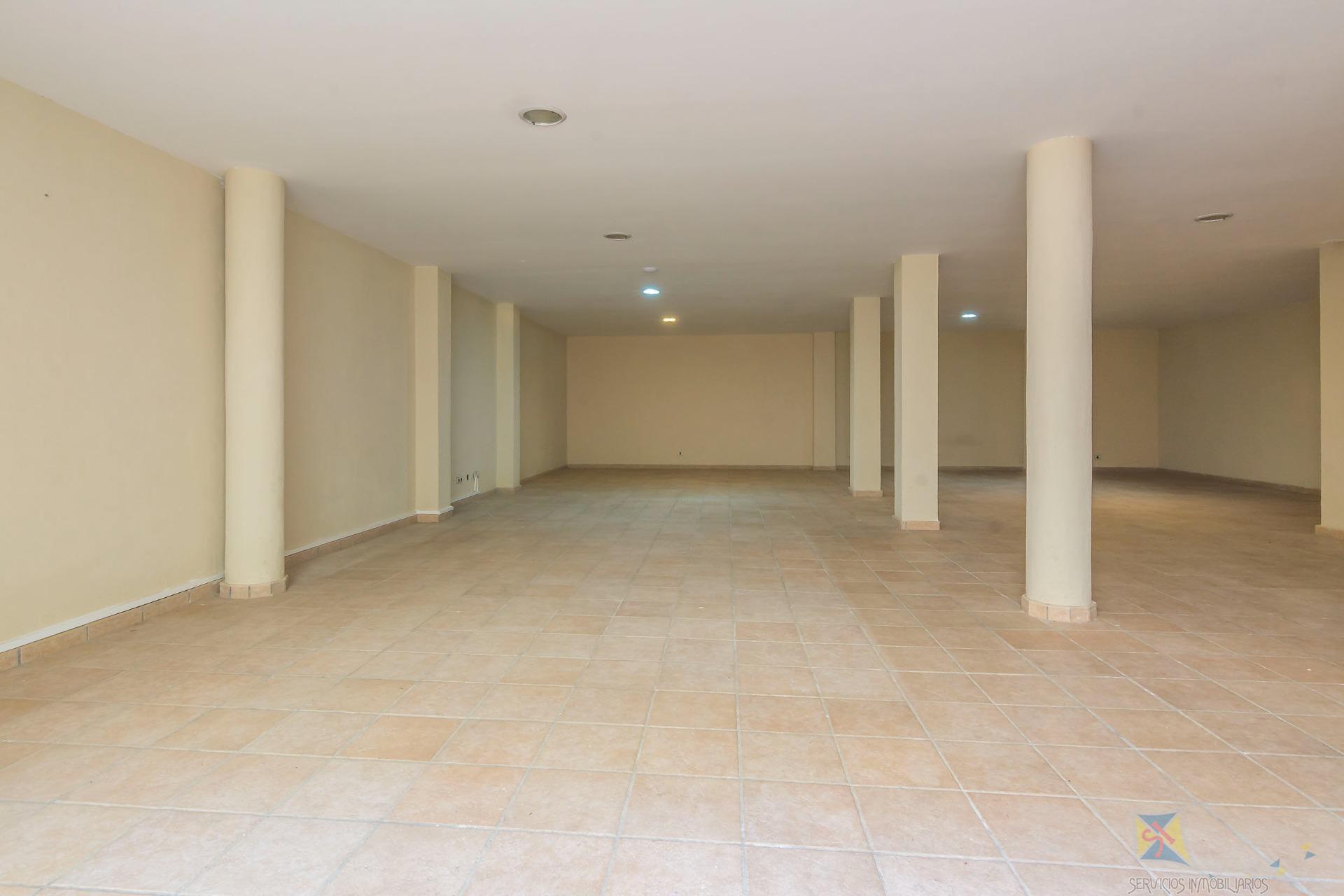 Venta de piso en Estepona