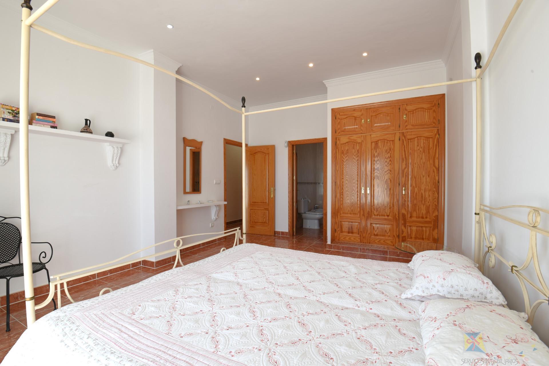 For sale of villa in Sayalonga