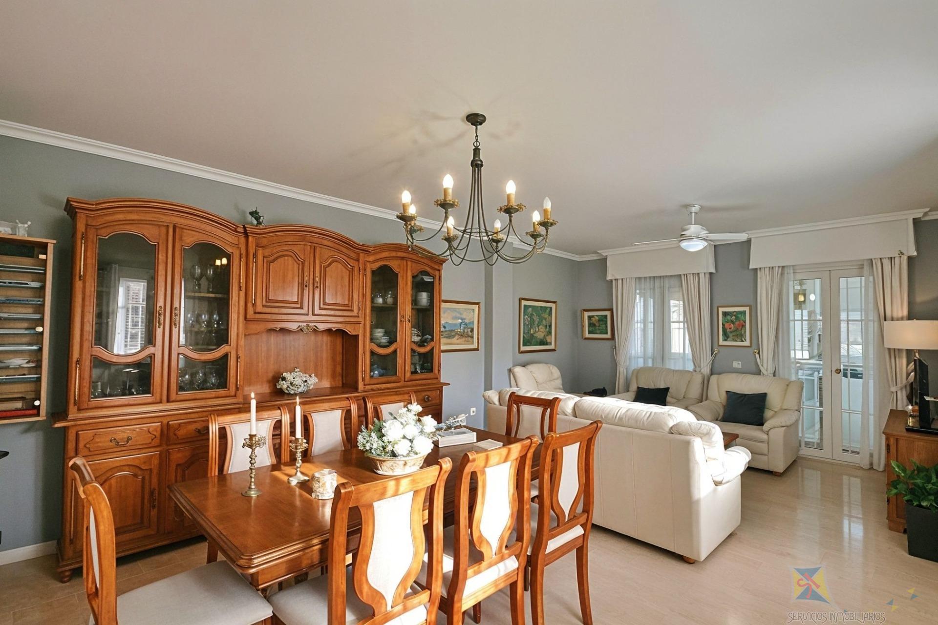 Venta de chalet en Almería