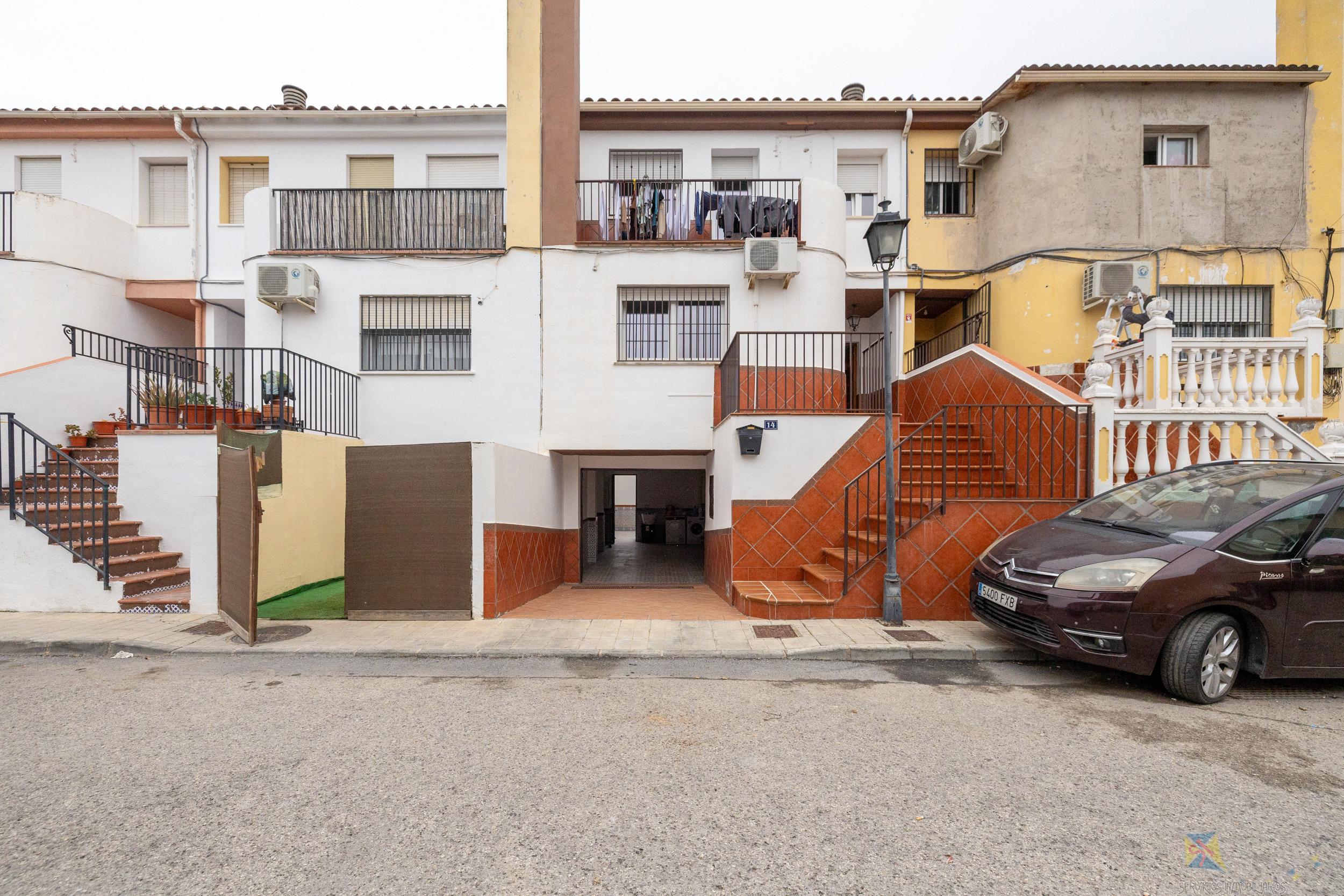 For sale of house in Fuente Vaqueros