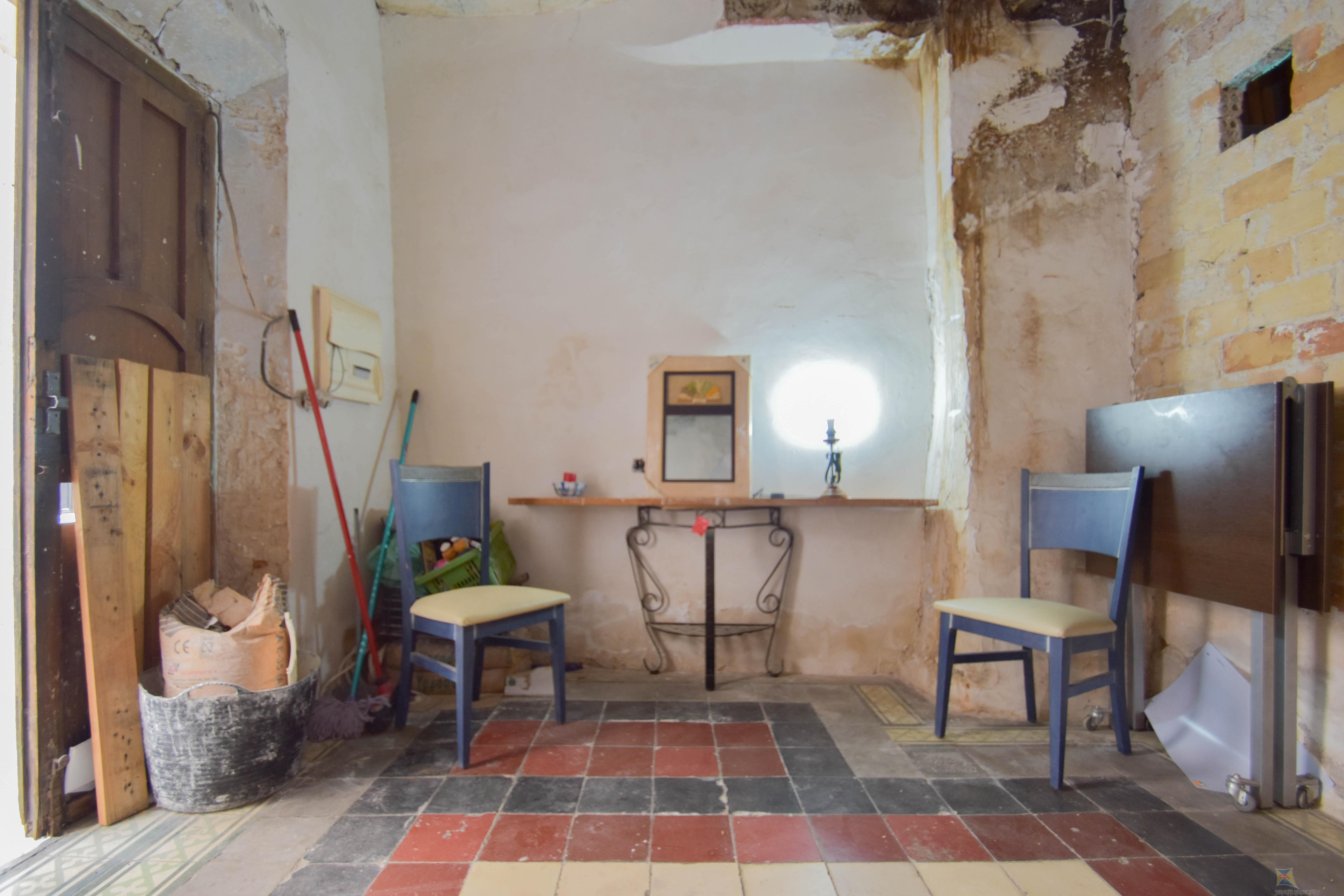 For sale of villa in Lanjaron