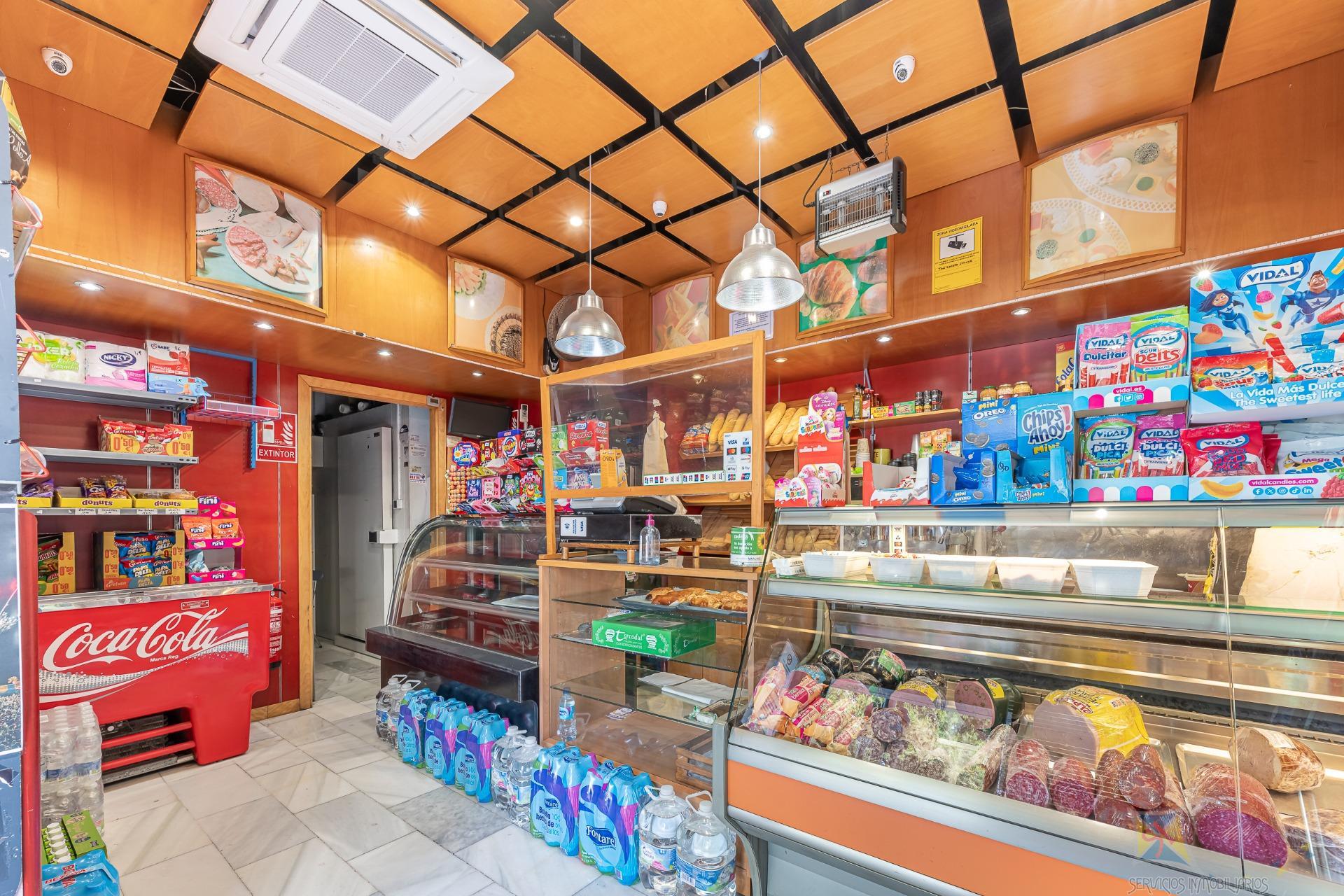 For sale of commercial in Fuengirola