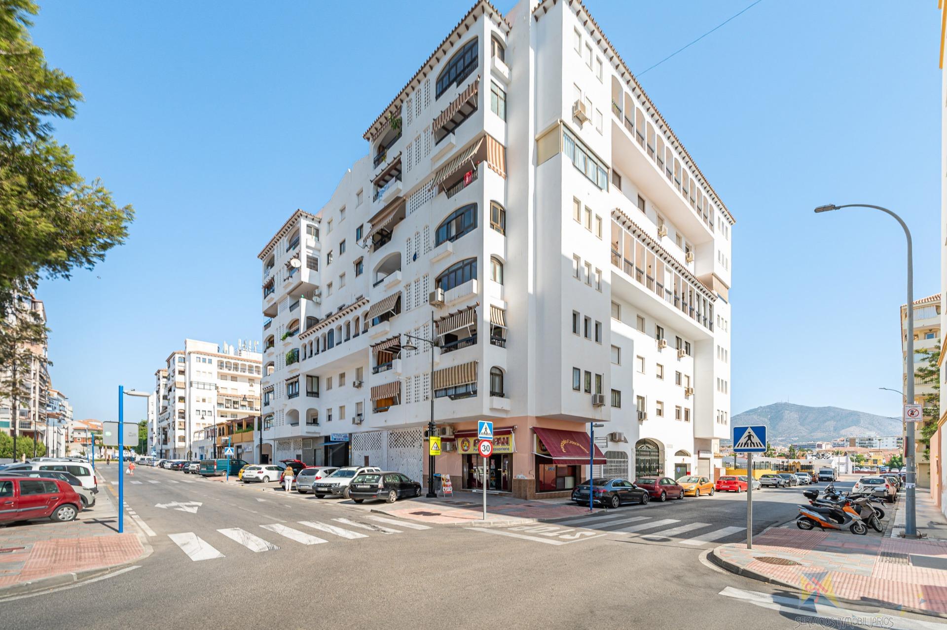 For sale of commercial in Fuengirola