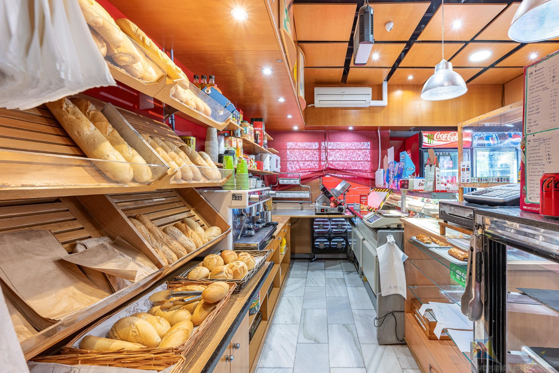 For sale of commercial in Fuengirola