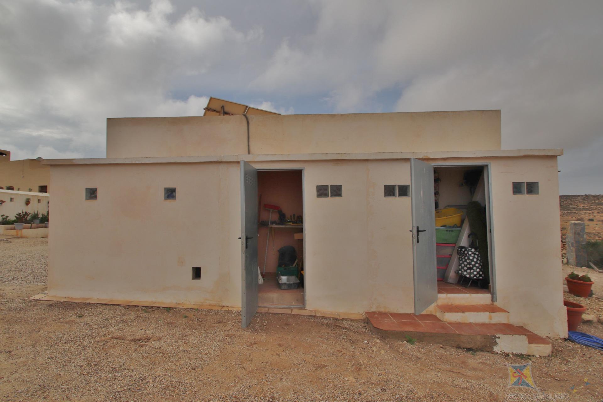 Venta de cortijo en Fernanperez