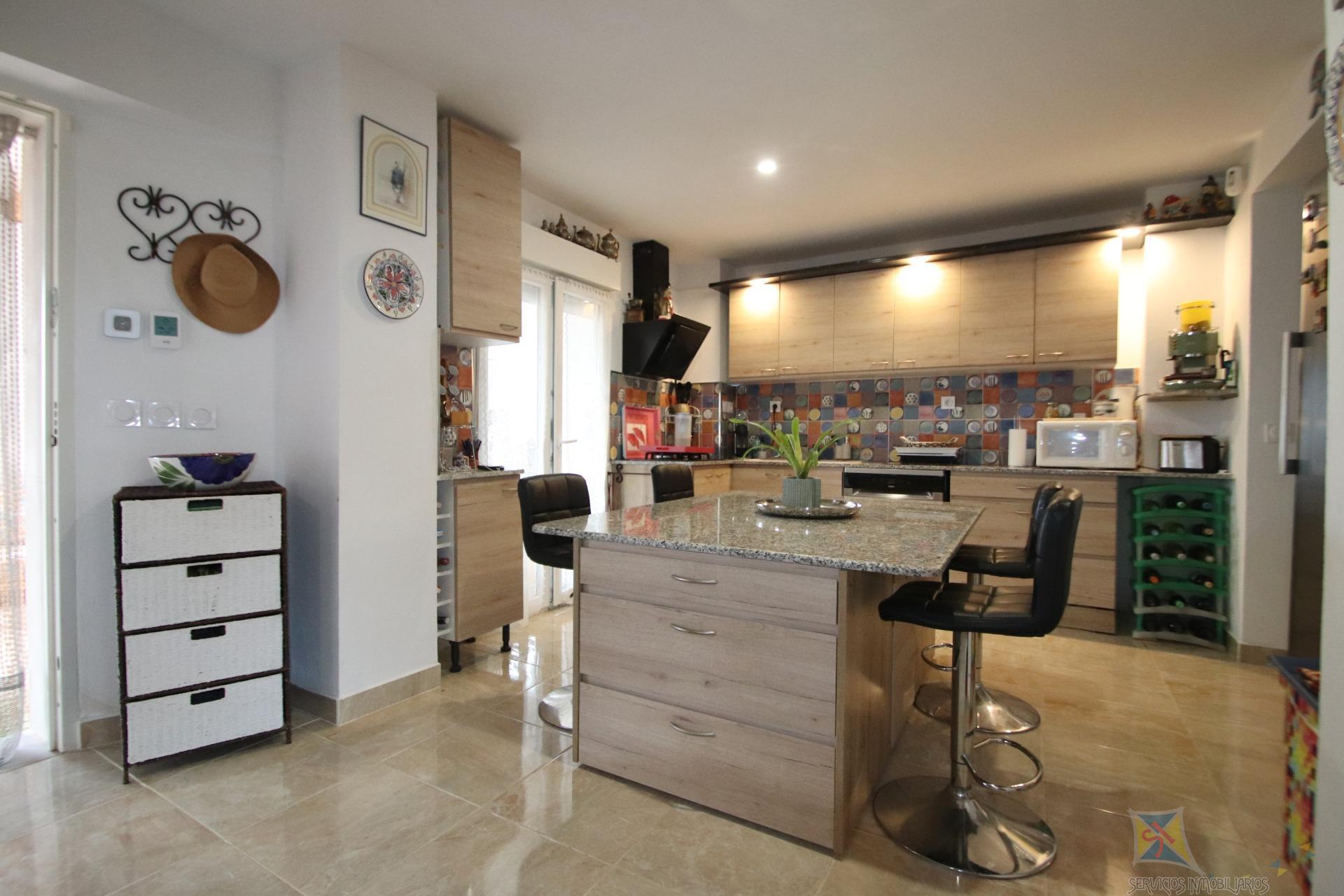 Venta de cortijo en Fernanperez