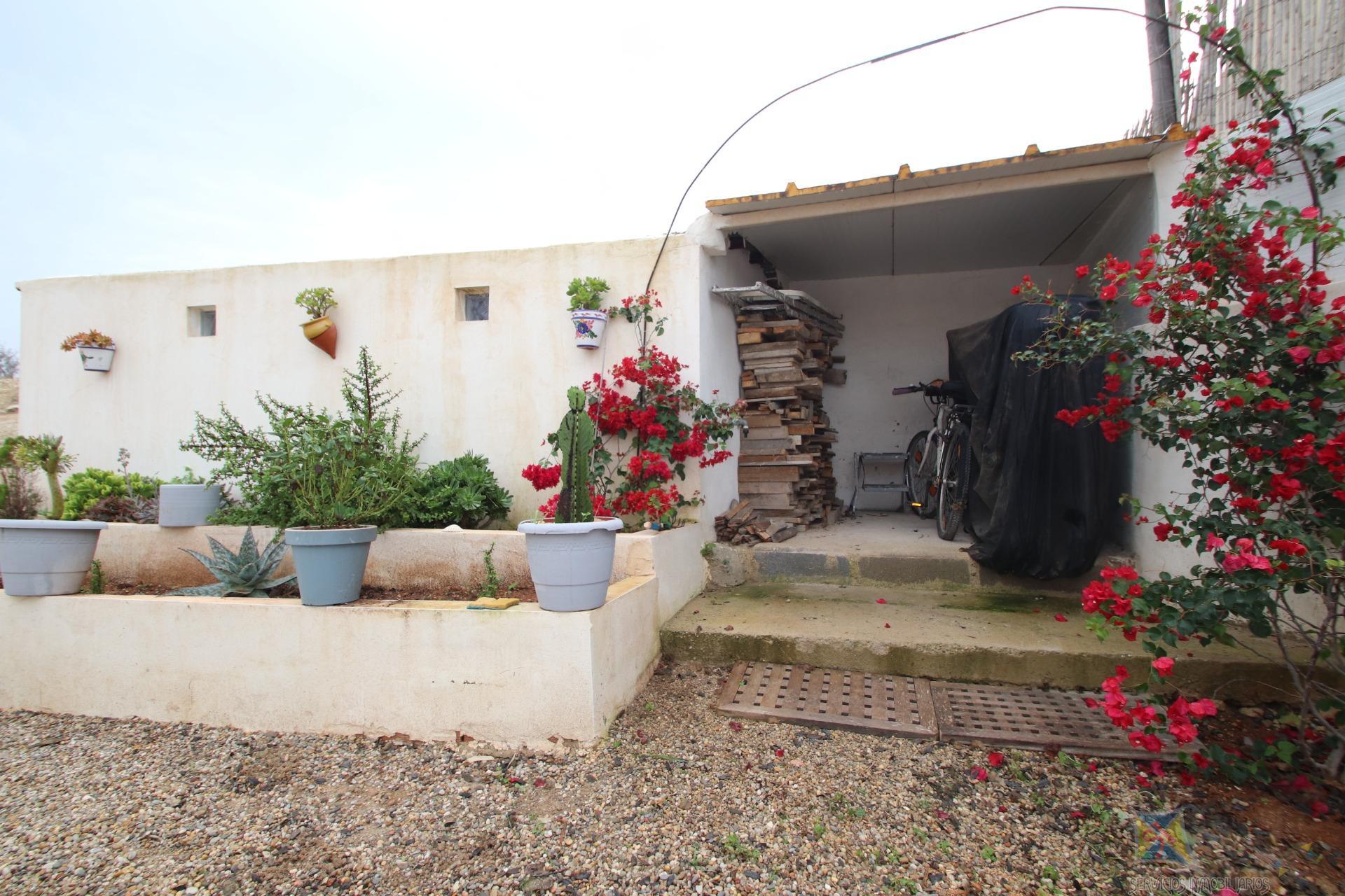For sale of farmhouse in Fernanperez