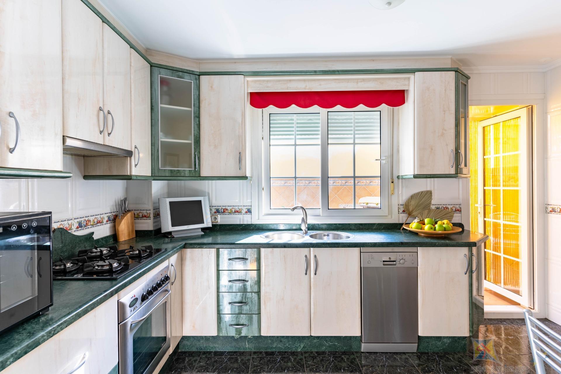 For sale of house in Huércal de Almería