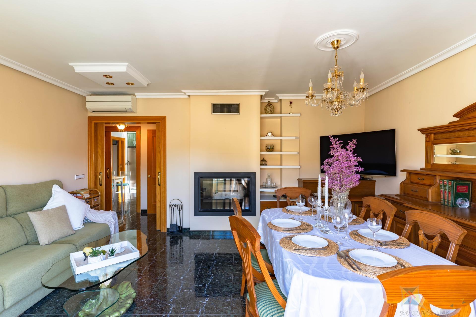 For sale of house in Huércal de Almería