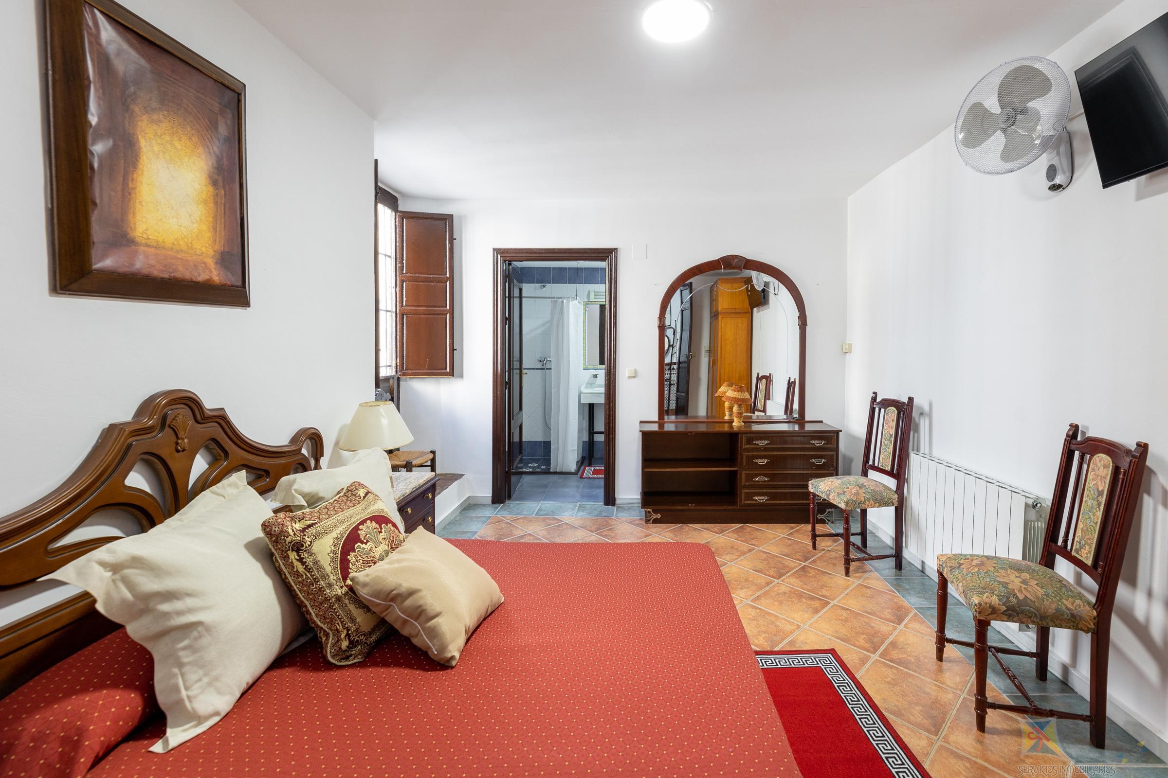 For sale of hostel in Alhama de Granada