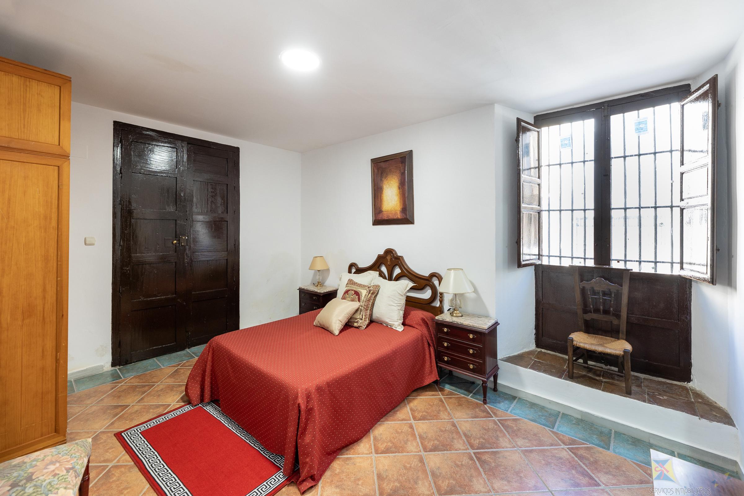 For sale of hostel in Alhama de Granada