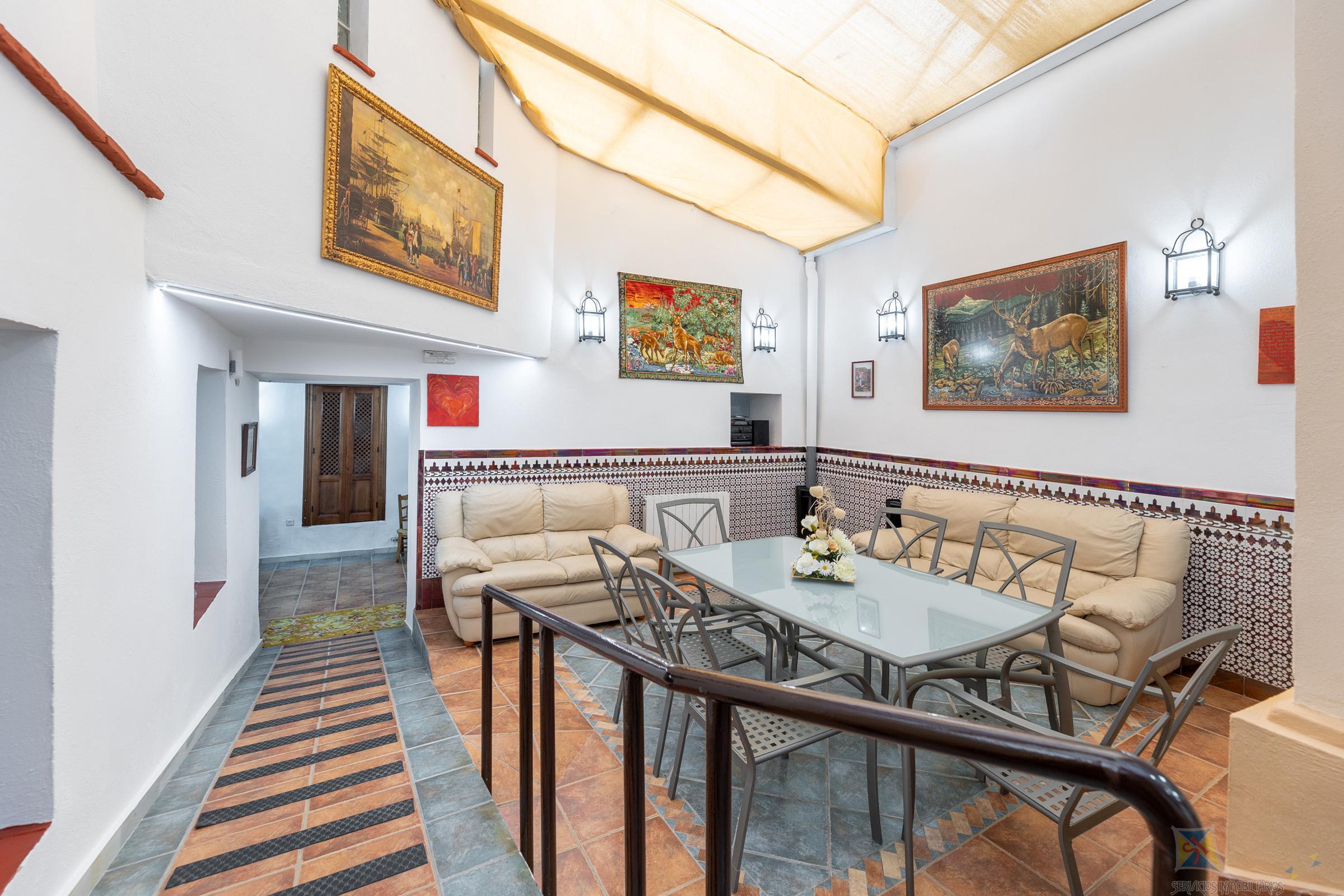 For sale of hostel in Alhama de Granada
