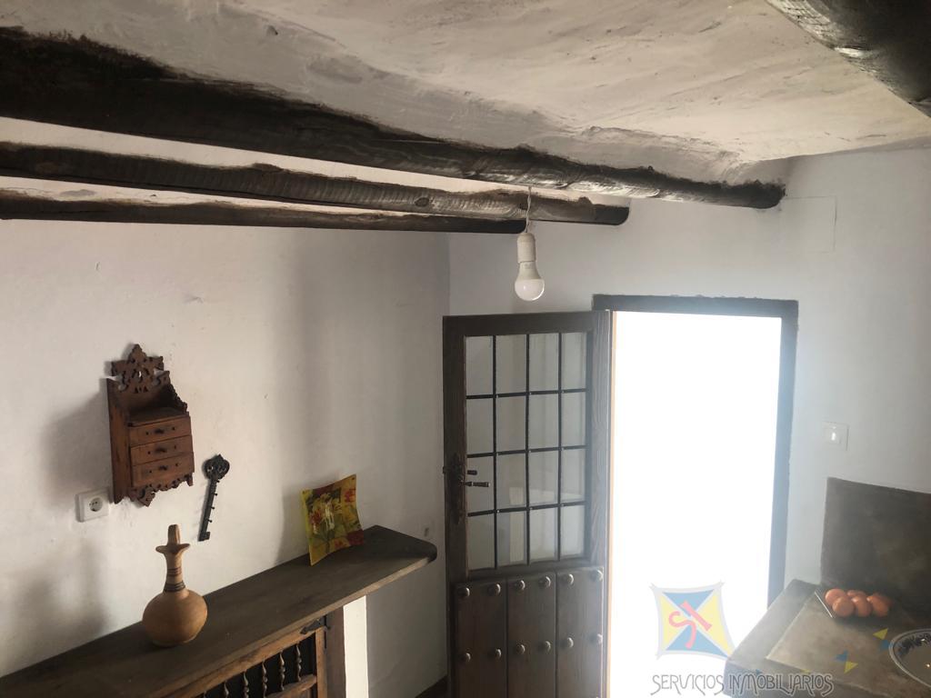 For sale of house in Cuevas de San Marcos