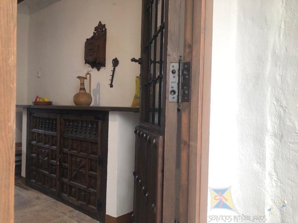 For sale of house in Cuevas de San Marcos