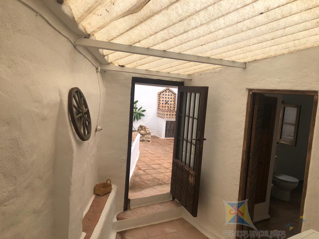 For sale of house in Cuevas de San Marcos