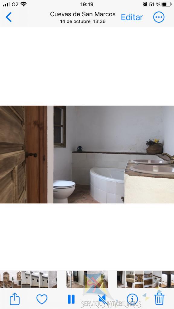 For sale of house in Cuevas de San Marcos
