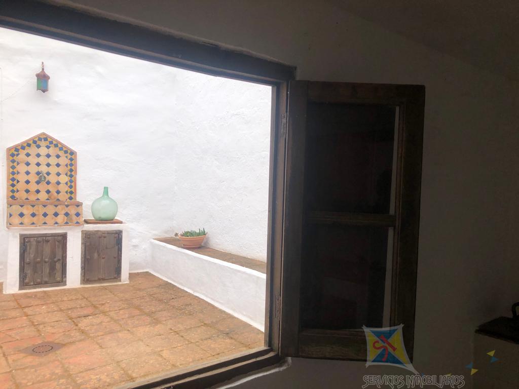 For sale of house in Cuevas de San Marcos