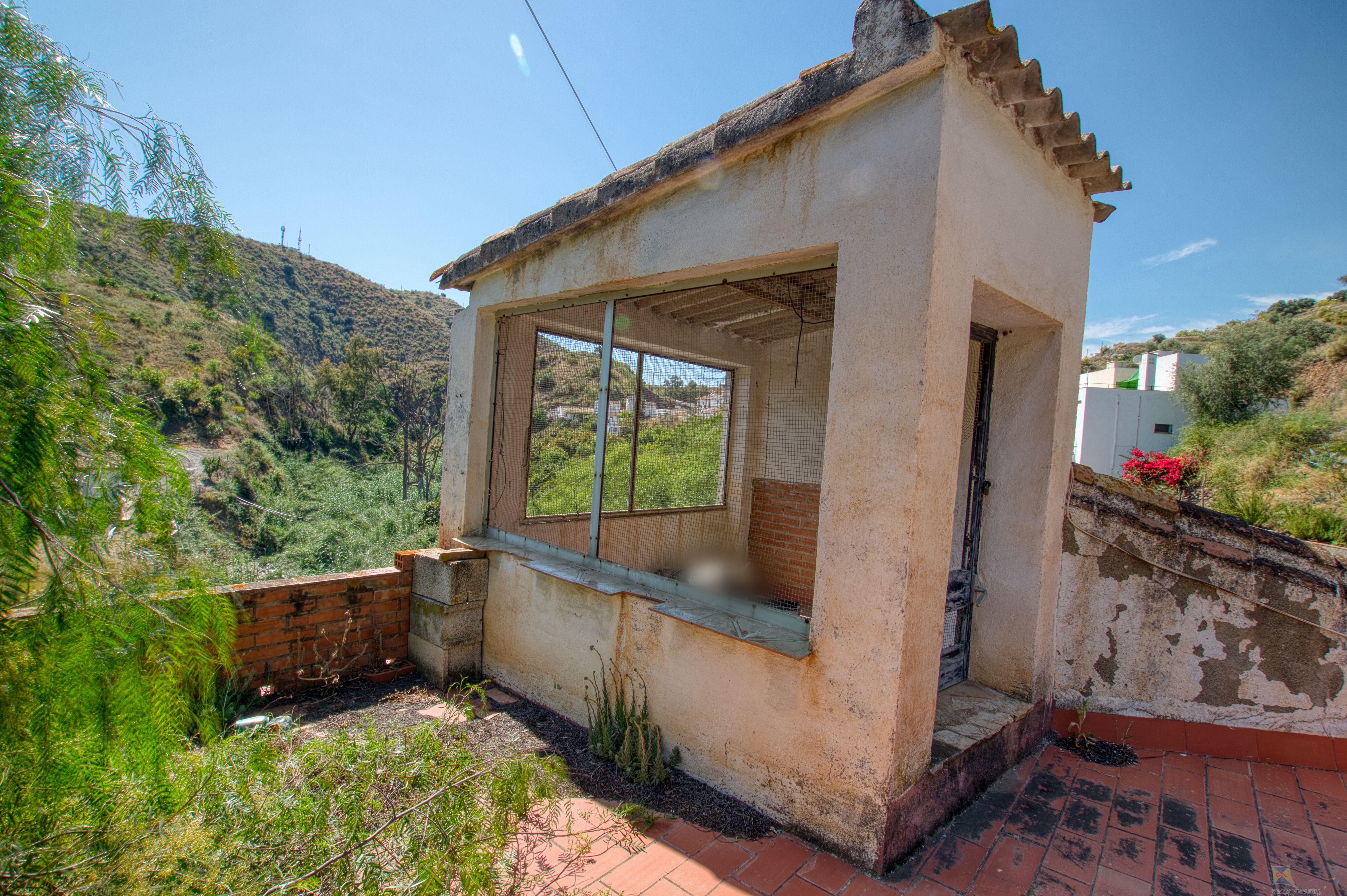 For sale of house in Viñuela
