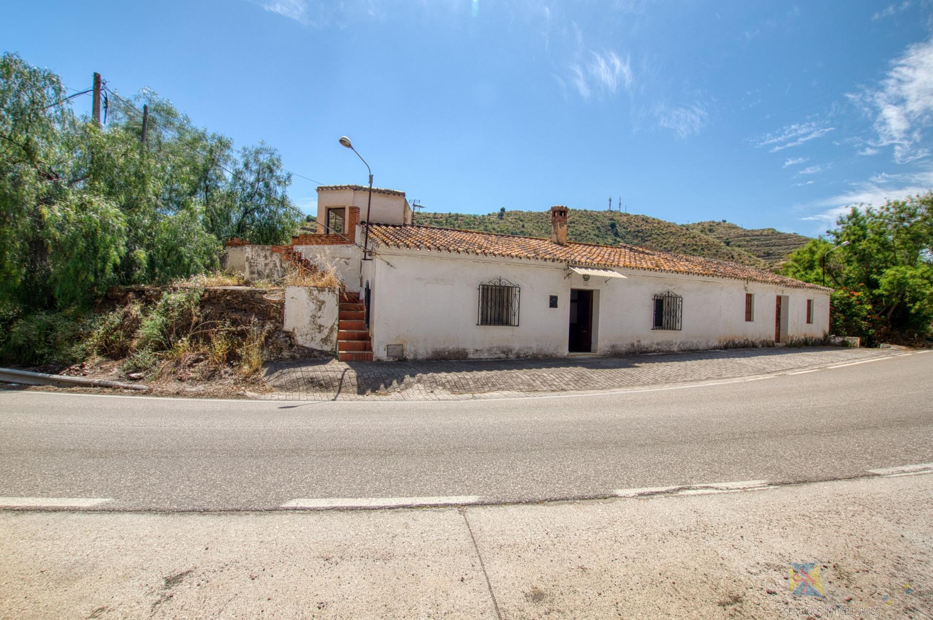 Venta de casa en Viñuela