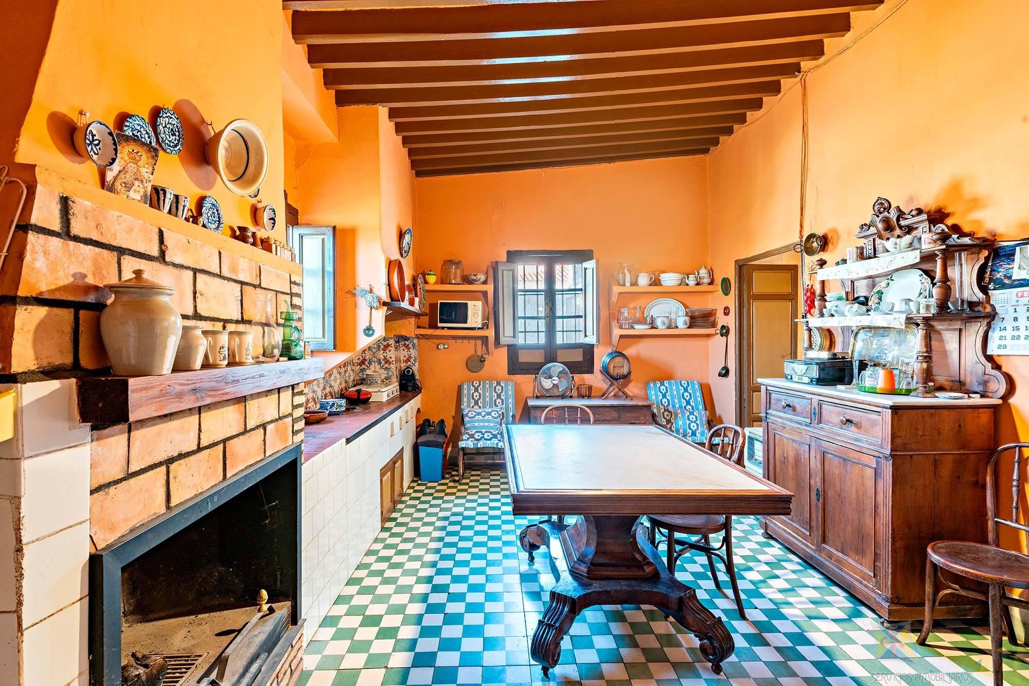 For sale of house in Berja